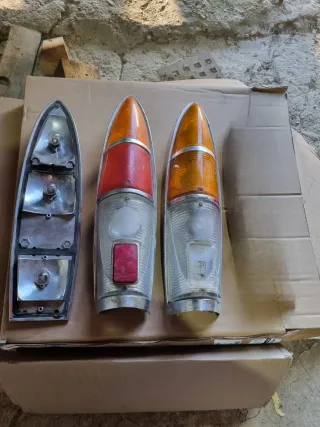 Pilotos Traseros Seat 1500