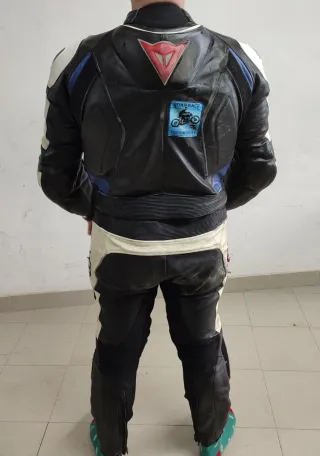 Mono Dainese Avro Talla [56] 2Piezas