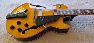 Ibanez GB10EM-AA George Benson Guitarra