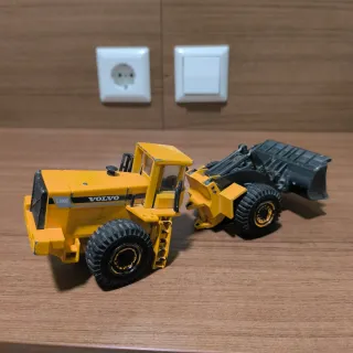 Camión Dumper Volvo BM A25 5350