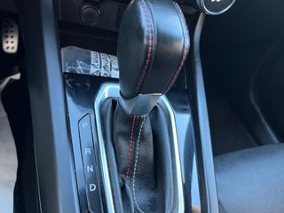 Por 287€ mes Arkana RS Line TCe 140CV EDC Micro Hi