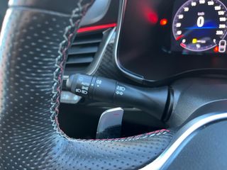 Por 287€ mes Arkana RS Line TCe 140CV EDC Micro Hi