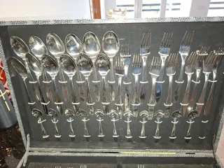 Cubertería 12 comensales