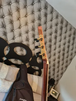 Guitarra amplificada prudencio saez