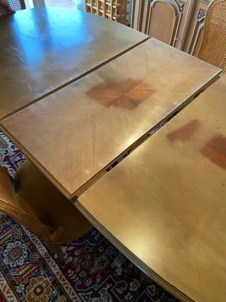 Mesa extensible de madera maciza con 4 sillas