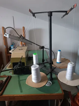 Máquina Overlock Industrial 4 Hilos