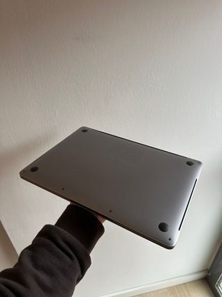 MacBook Pro i7 16GB 512GB Gris Espacial