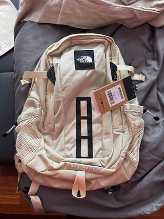 Mochila The North Face Hot Shot Beige
