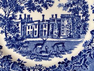 🇬🇧 Plato porcelana azul y blanco