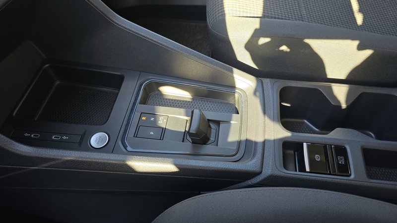 Volkswagen Caddy 2025, foto 17