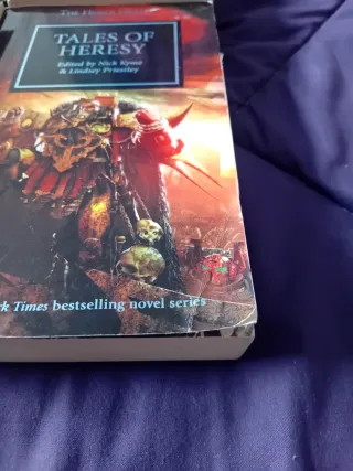 20 libros The Horus Heresy ( La herejía de Horus)