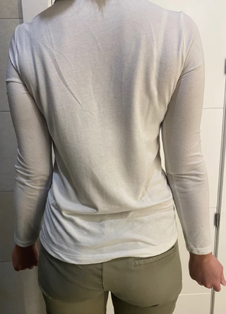 CAMISETA BLANCA CUELLO POLO. MANGO. TALLA S