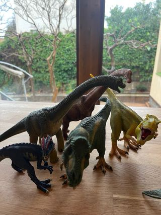 Lote 14 dinosaurios de juguete