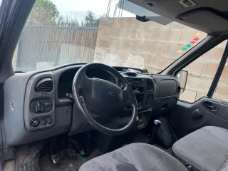 Ford Transit 2004