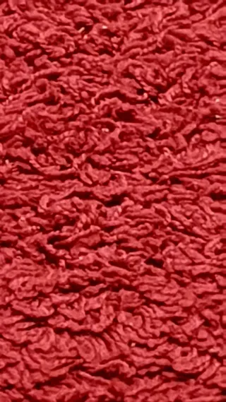 2x Alfombras de pelo largo y color rojo 2m x 1.40m