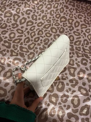 Chanel Cartera Caviar Clásica Blanca Con Cadena WO