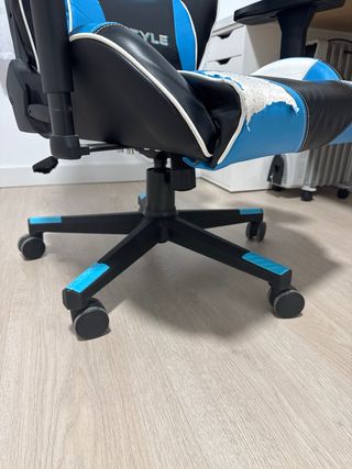 Silla Gaming Xchair Negra, Azul y Blanca