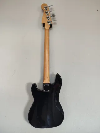 Bajo Eléctrico - Buen Estado