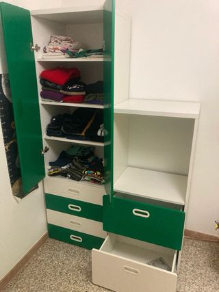 Armario infantil IKEA verde y blanco