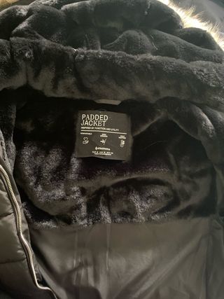 Abrigo acolchado mujer negro,