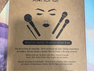 Set 4 Brochas Maquillaje KRhÜNER