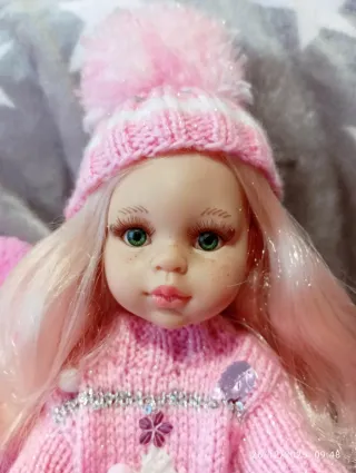 Muñeca de Navidad Paola Reina.