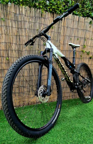 29"Mountain bike full suspensión carbon