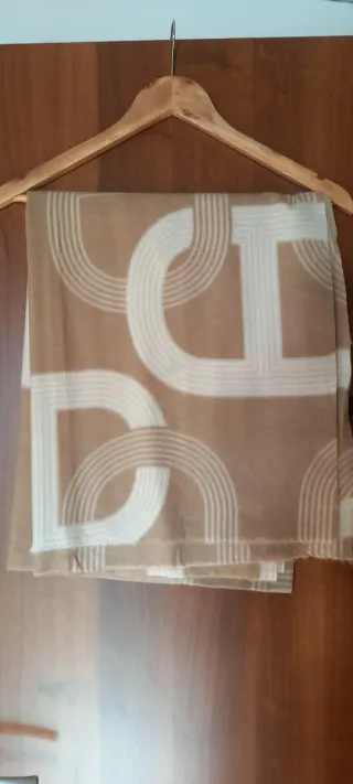 Sciarpa donna beige e bianca