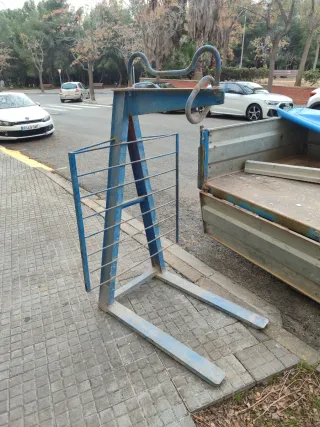 Cargador de palets para camión