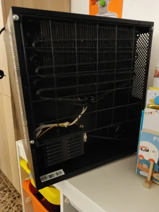 Nevera Metro Mini Negra