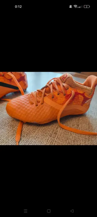 Botas Fútbol Infantil Multitacos Naranja
