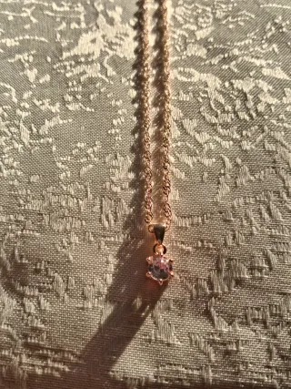 Collana donna con pendente rosa oro