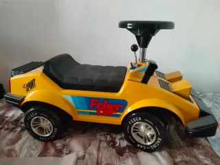 Coche a batería Feber