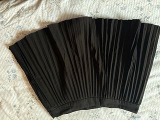 Falda pantalón negra plisada