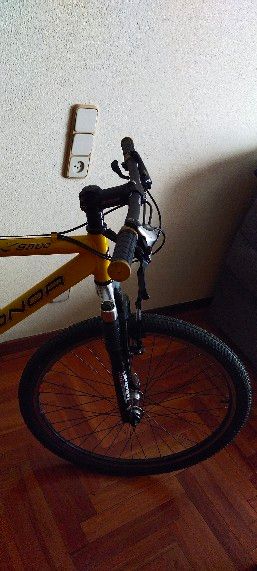 Bicicleta Montagna CONOR 26