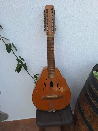 Guitarra de 12 cuerdas