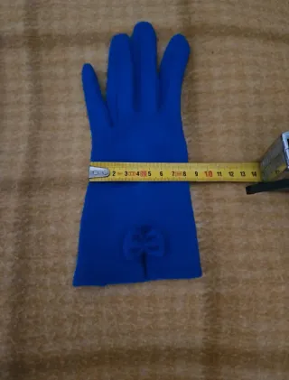 Guanti blu con fiocco
