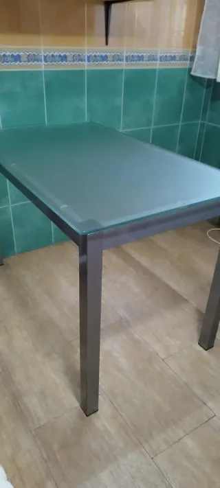 Mesa de cocina cristal y metal
