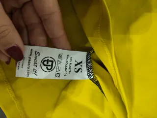 Vestido Padel Padoru Negro y Amarillo