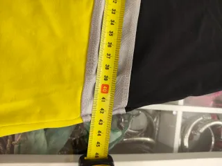 Vestido Padel Padoru Negro y Amarillo