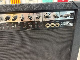 Amplificador Zoom Fire-30 Negro