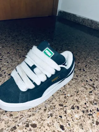 Zapatillas Puma Suede XL Negras y Blancas