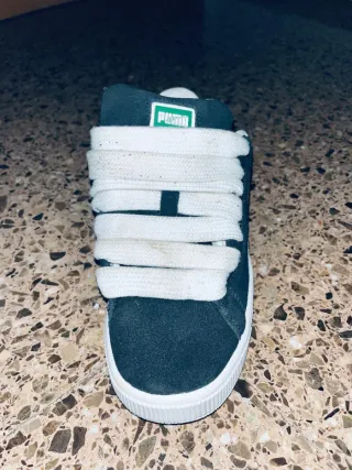 Zapatillas Puma Suede XL Negras y Blancas