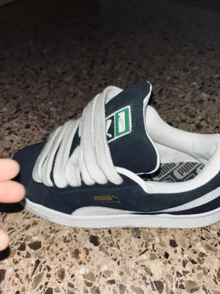 Zapatillas Puma Suede XL Negras y Blancas
