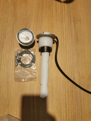 Aforador de combustible para embarcación