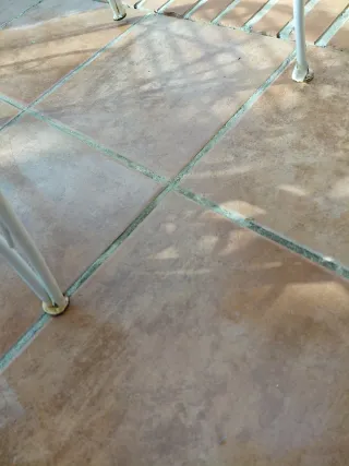 Mesa y sillas de jardín metal blanco