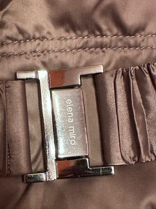 Plumas mujer marrón