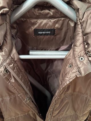 Plumas mujer marrón