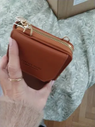 Monedero portamóvil MIA VITA marrón