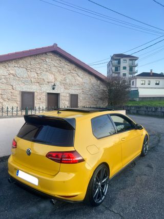 Volkswagen Golf VII GTI Performance